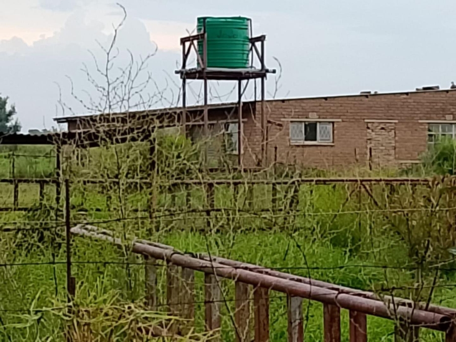 Commercial Property for Sale in Hartbeesfontein North West